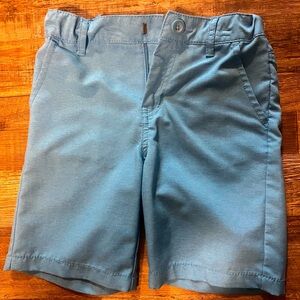 Boys Cat & Jack dress shorts. Size 7. Adjustable waist.